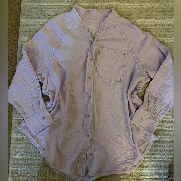 aerie Tops - Aerie Pool to Party Oversized‎ Soft Gauze Textured Button Down Lavender Top